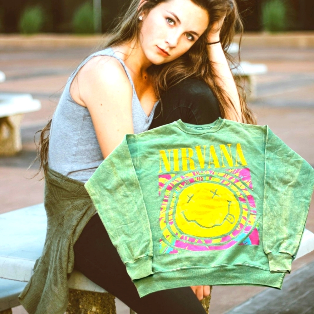 Nirvana green sweatshirt